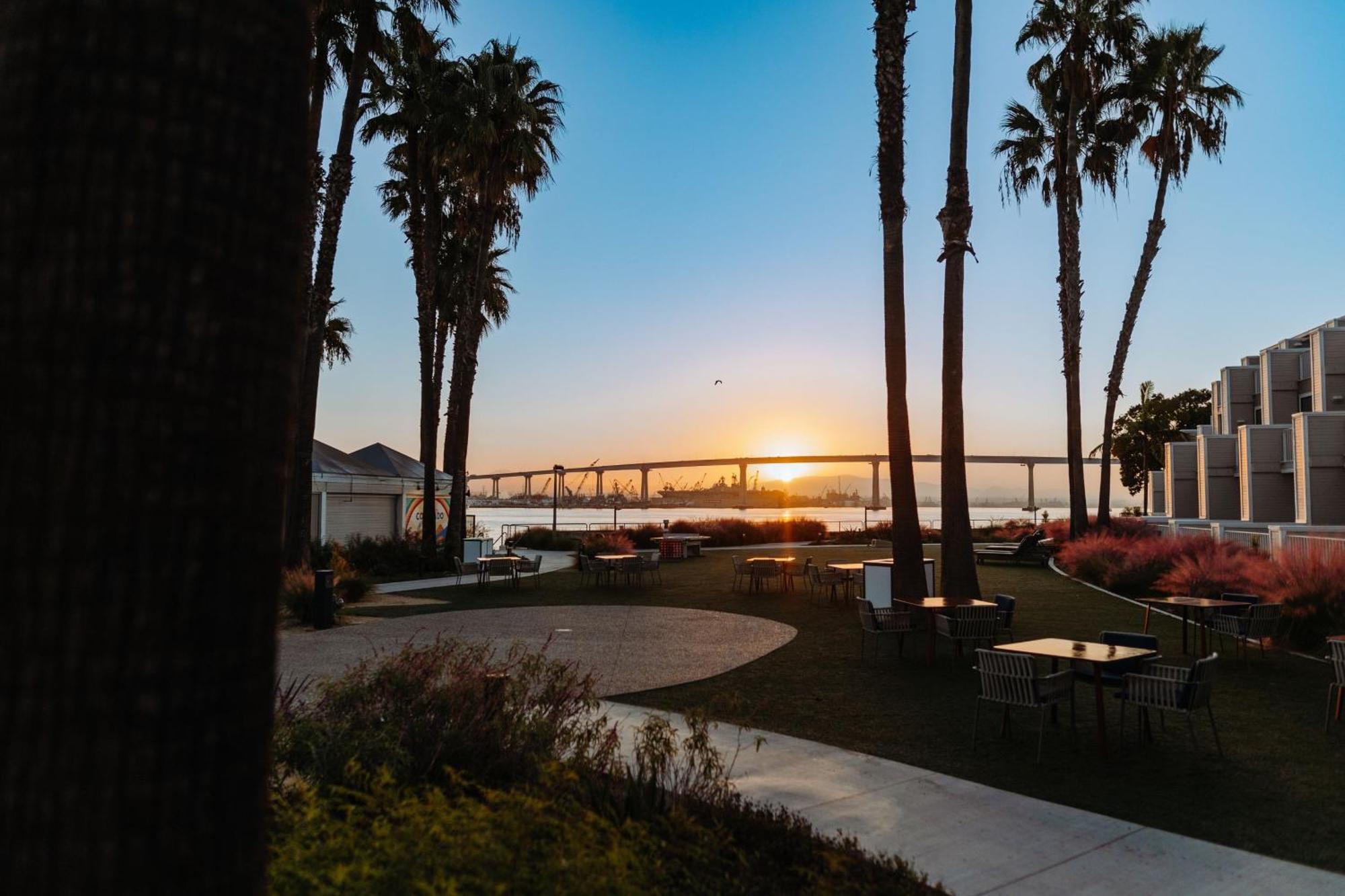 Coronado Island Marriott Resort & Spa Сан-Диего Экстерьер фото